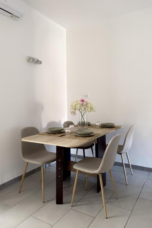 Haven Apartment *